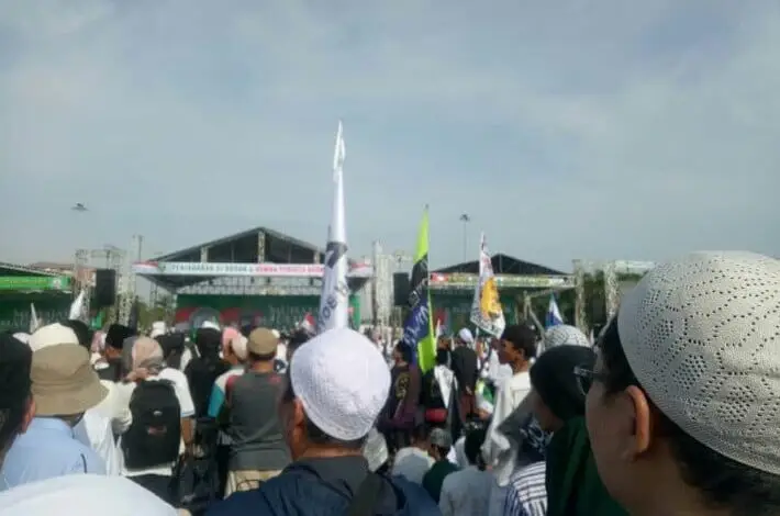 Warga Cianjur Ikut Reuni Akbar 212 di Monas