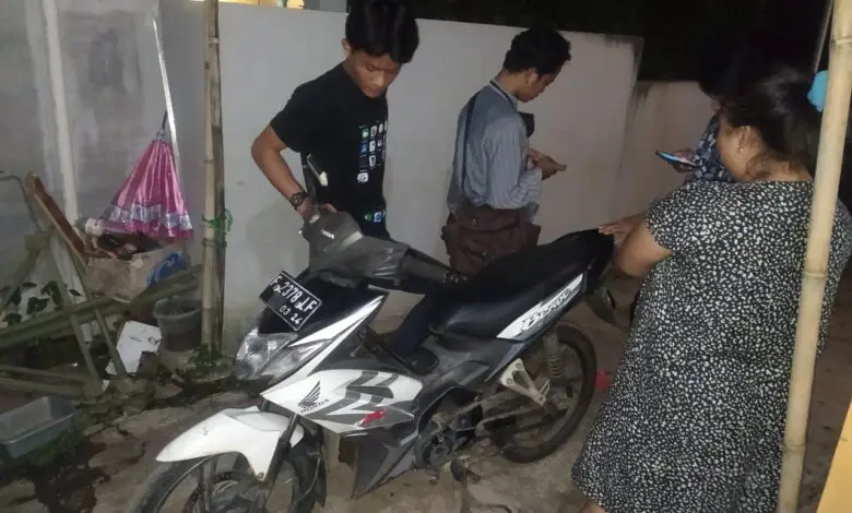 Warga Ciranjang Temukan Motor Misterius di Tengah Sawah, Nih Penampakannya