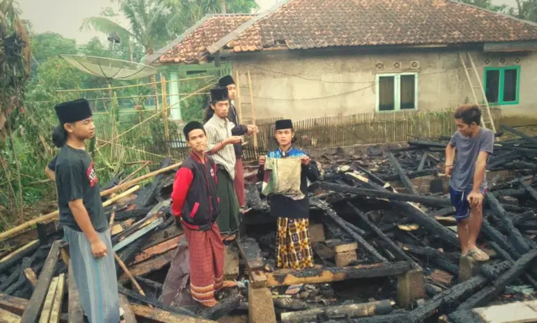 Yuk! Bantu Pesantren Korban Kebakaran di Kadupandak Cianjur