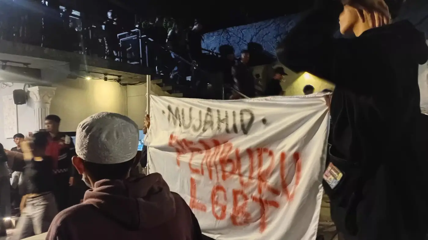 Sejumlah Massa Sweeping Kafe dan THM di Cianjur, Soroti Miras dan Dugaan Aktivitas LGBT