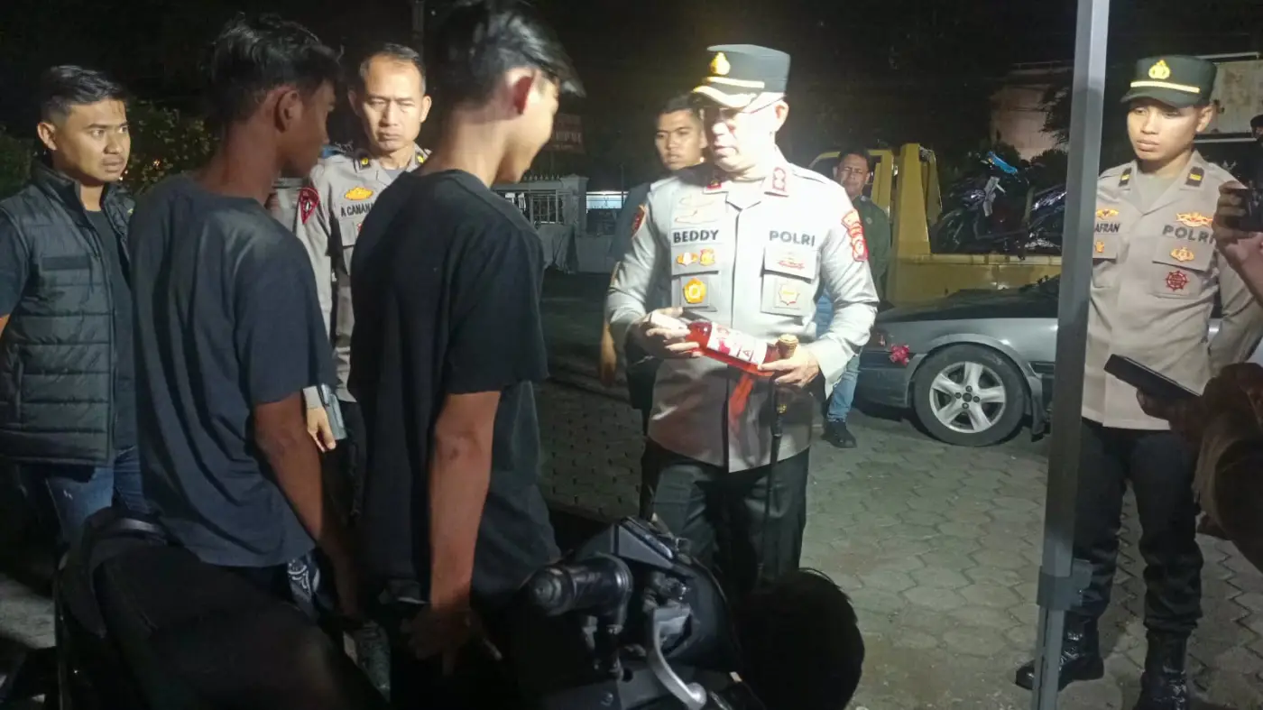 Kapolres Cianjur Pimpin Langsung Razia Malam Minggu, Knalpot Brong Disasar, Obat-obatan dan Miras Ditemukan