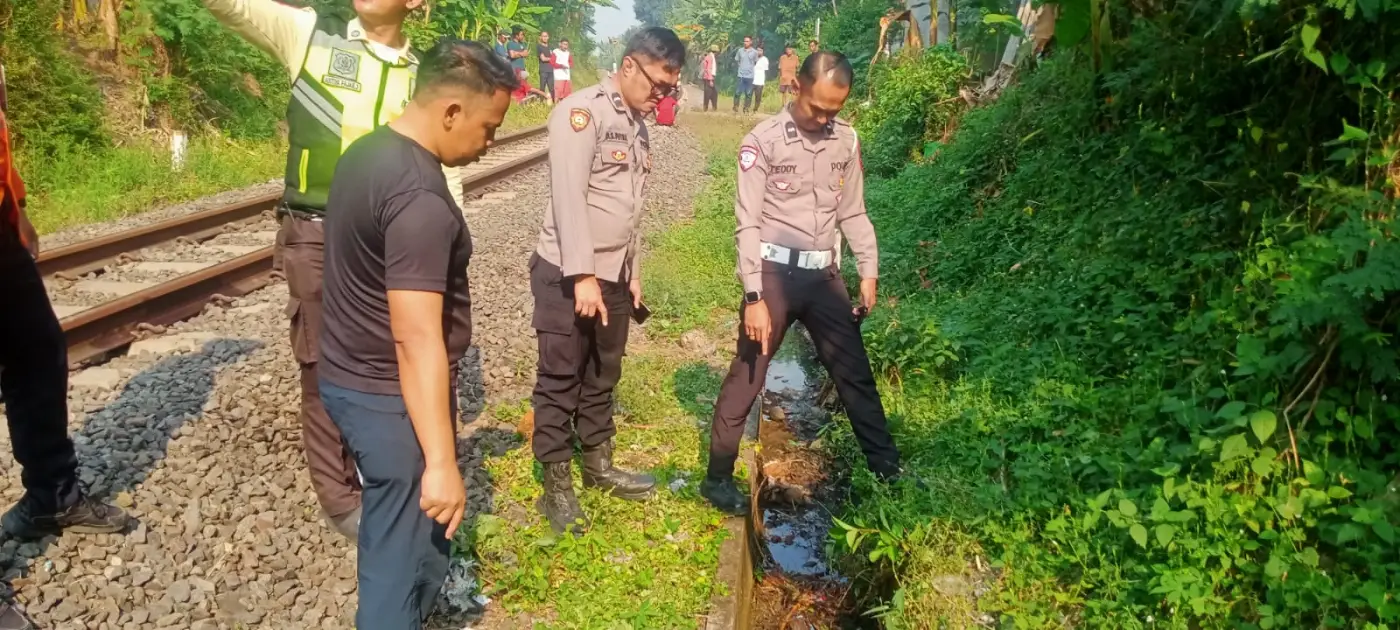 Pria di Haurwangi Tewas Tertemper KA Siliwangi Saat Perbaiki Pipa Air