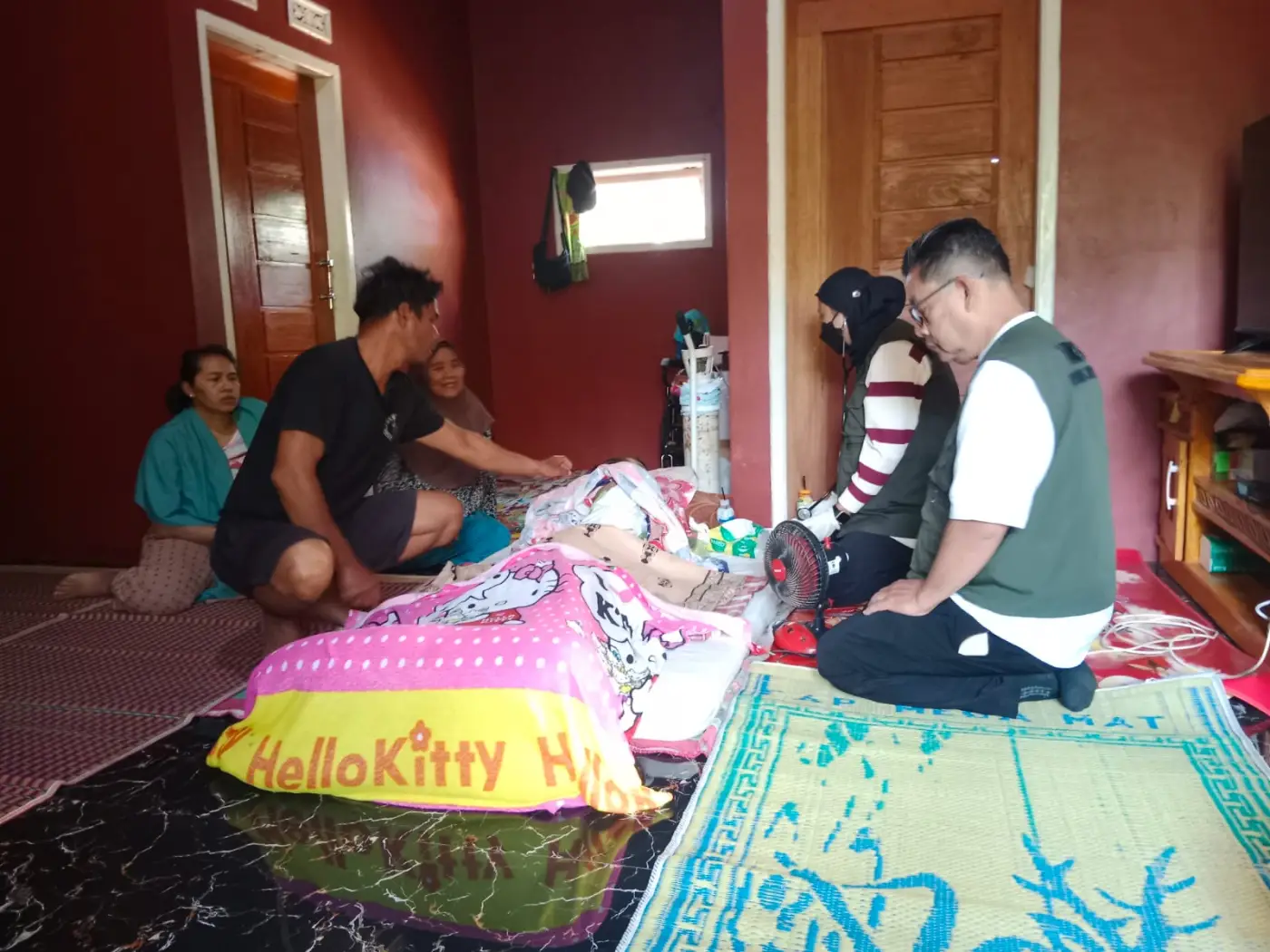 Remaja Pengidap TB Tulang Asal Cidaun Dievakuasi ke RS Sukabumi, Tunggakan BPJS Dilunasi Kecamatan