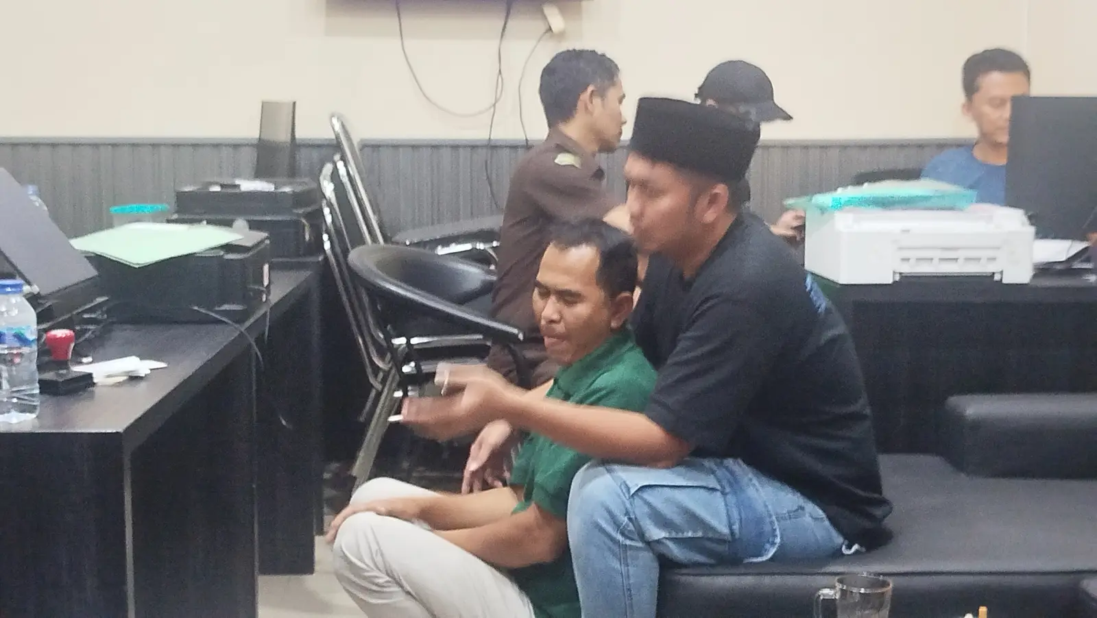Mengaku Anggota Kejagung untuk Peras Instansi dan Urus Tanah, Jaksa Gadungan Diamankan di Cianjur