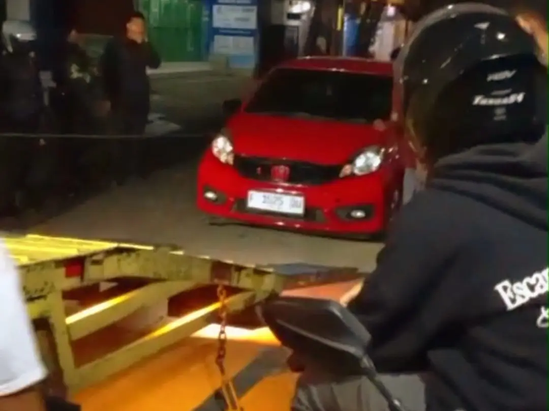 Polres Cianjur dan Komunitas Ojol Gagalkan Penggelapan Mobil, Pelaku Tertangkap Usai Pura-pura Temukan Kunci