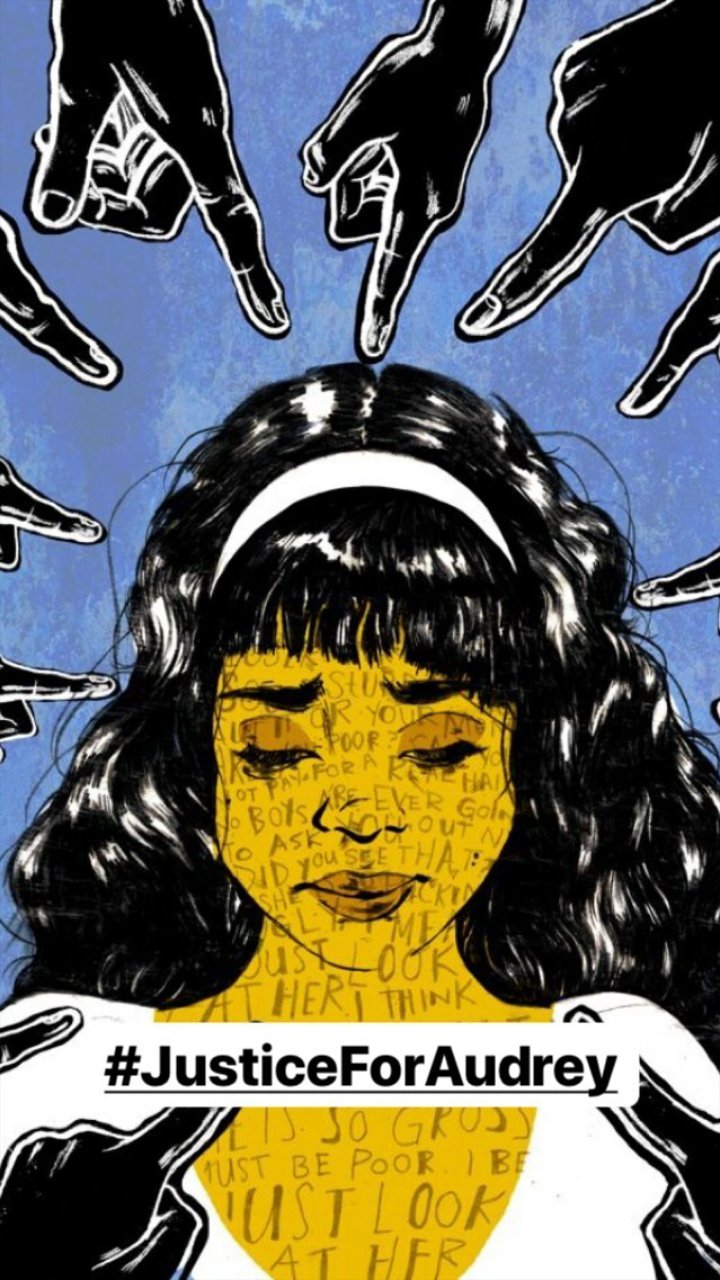 Netizen tengah ramai dengan tagar #JusticeForAudrey. Hal ini ramai usai kisah yang dialami AY (14), warga Pontianak, Kalimantan Barat (Kalbar) menjadi korban pengeroyokan yang dilakukan siswi SMA di kotanya.