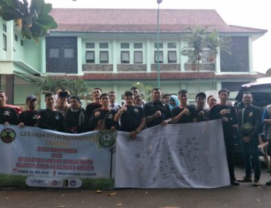 Berbagi Takjil Sambil Deklarasi Sadar Lingkngan di RSUD Sayang Cianjur