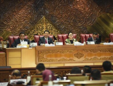 Punya Gaji Selangit, Inilah Tugas DPR Sebagai Wakil Rakyat