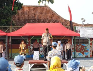 Kapolres Bangga pada SMK Ar Rahmah Karena Berprestasi Internasional