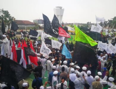 Sejumlah Ormas Gelar Aksi Bela Bendera Tauhid di Cianjur