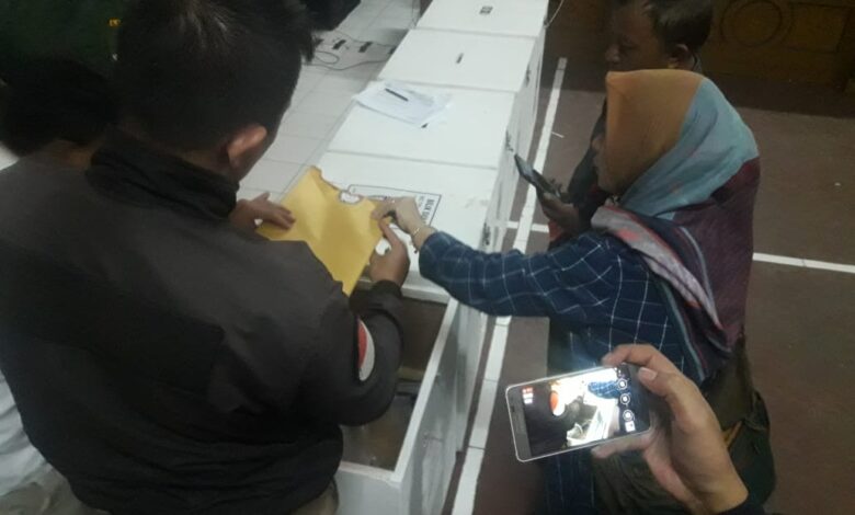Pilkades Mekarsari Langgar Aturan Lagi, Ada Pemalsuan Tanda Tangan