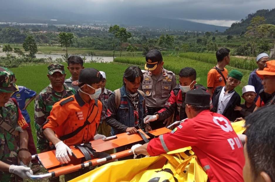 Muhammad Hilir, anak yang hilang dan hanyut di Sungai Cihurip Kecamatan Gekbrong ditemukan tewas di Sukabumi, Jumat (20/3/2020).