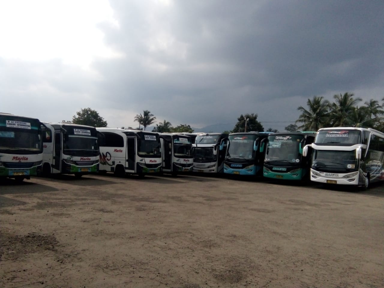 Kapasitas Dibatasi, Tarif Bus Cianjur - Jakarta Naik