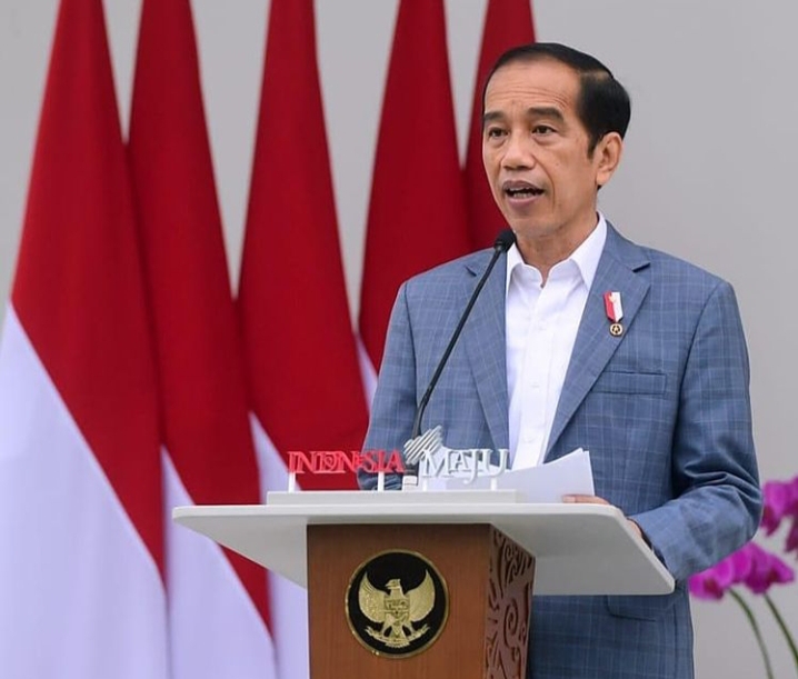 BAHASA: Peringati Hari Bahasa Ibu Internasional, Presiden Jokowi pun turut menyapa warga Indonesia dengan bahasa jawa lewat akun Twitter resminya. (Foto: Istimewa)