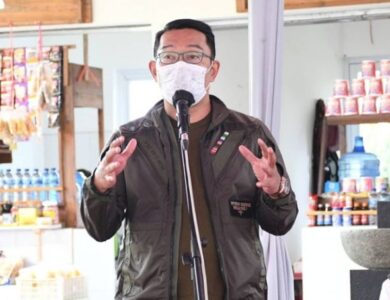 SIAGA: Gubernur Jabar, Ridwan Kamil menyebut hingga akhir bulan ini curah hujan masih akan sangat tinggi dan meminta semua daerah siaga satu. (Foto: Afsal Muhammad/cianjurupdate.com)