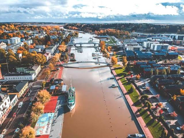 Finlandia jadi Negara Paling Bahagia di Dunia, Berikut Fakta Uniknya!