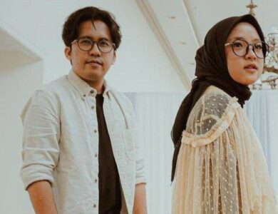 SELINGKUH: Bukti kedekatan Nissa dan Ayus Sabyan terus bermunculan lewat jejak digital keduanya, bahkan hingga saat ini belum ada klarifikasi dari keduanya terkait kabar perselingkuhan ini. (Foto: Istimewa)