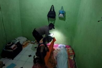 Terkendala Biaya, Jenazah Indah yang Sempat Disimpan di Kamar Kontrakan Akhirnya Dimakamkan