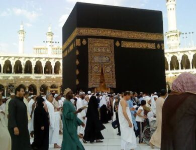 Penjelasan, Jenis, dan Tata Cara Tawaf Dalam Ibadah Haji dan Umrah