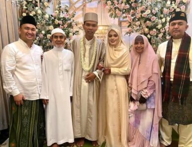 Sah! Ustad Abdul Simad Nikahi Fatimah Az-Zahra, Perempuan Berusia 19 Tahun Asal Jombang