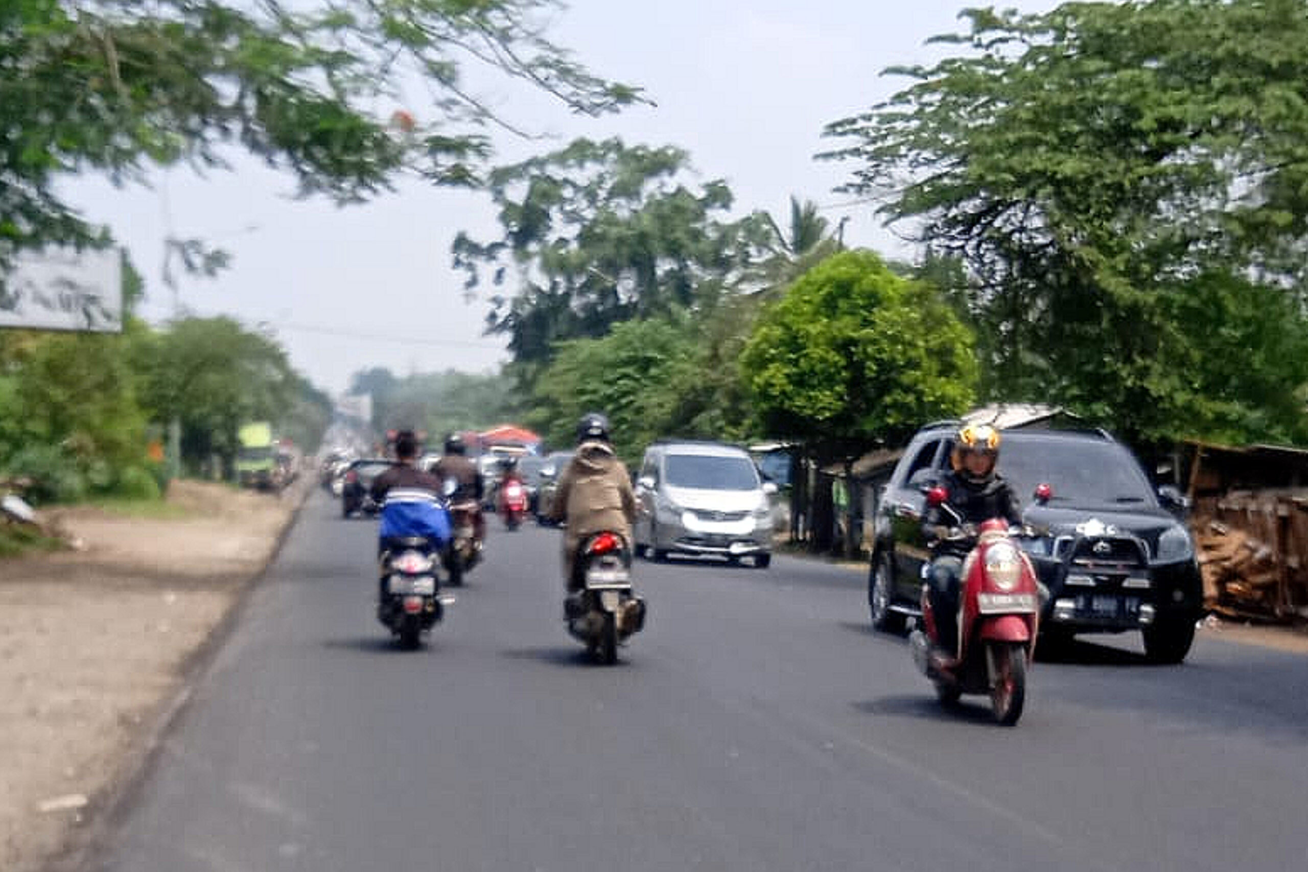 Jelang Ramadan, Arus Lalin di Perbatasan Cianjur Menuju Bandung Dipadati Pengendara