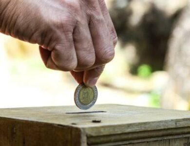 7 Keutamaan dan Kedahsyatan Sedekah dengan Penuh Keikhlasan