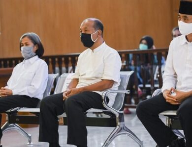 Para petinggi Sunda Empire saat sidang vonis pada 27 Oktober 2020 lalu. (Foto: Antara)