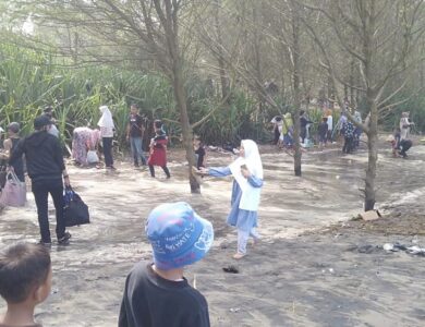 Empat Titik Pantai Selatan Cianjur Dilanda Rob, Pengunjung Harus Waspada