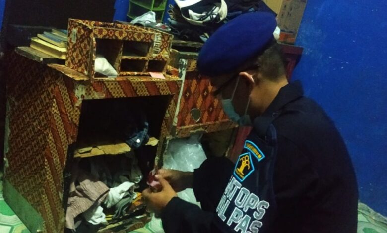 Lapas Cianjur Razia Kamar WBP, Sejumlah Barang Terlarang Ditemukan