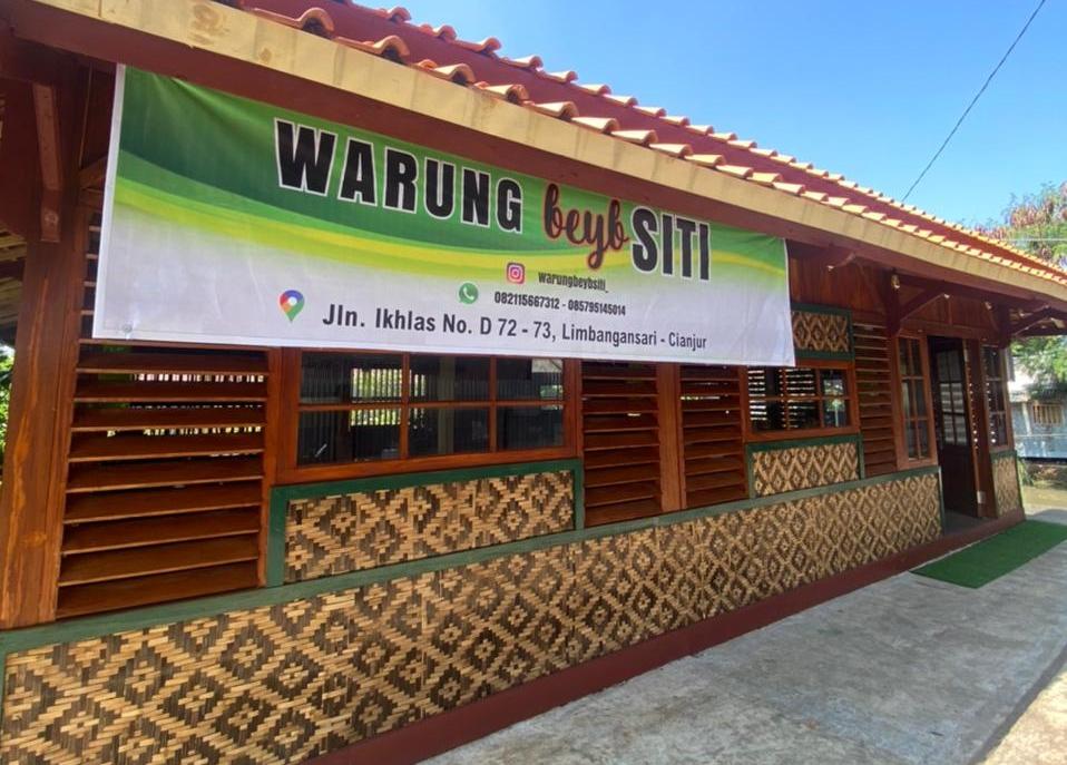 Nikmatnya Makan di Warung Beyb Siti, Ada Paru Mercon yang Enak Bingits!