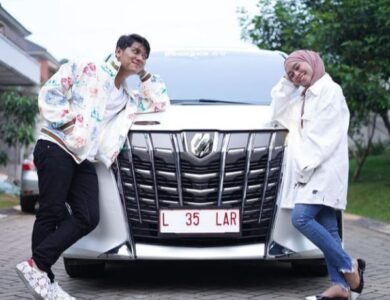 Hari Ini, Pasangan Lesty Kejora dan Rizky Billar Gelar Acara Lamaran