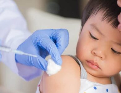 Libatkan Bidan, Vaksinasi untuk Ibu Hamil dan Anak-anak Akan Dipercepat