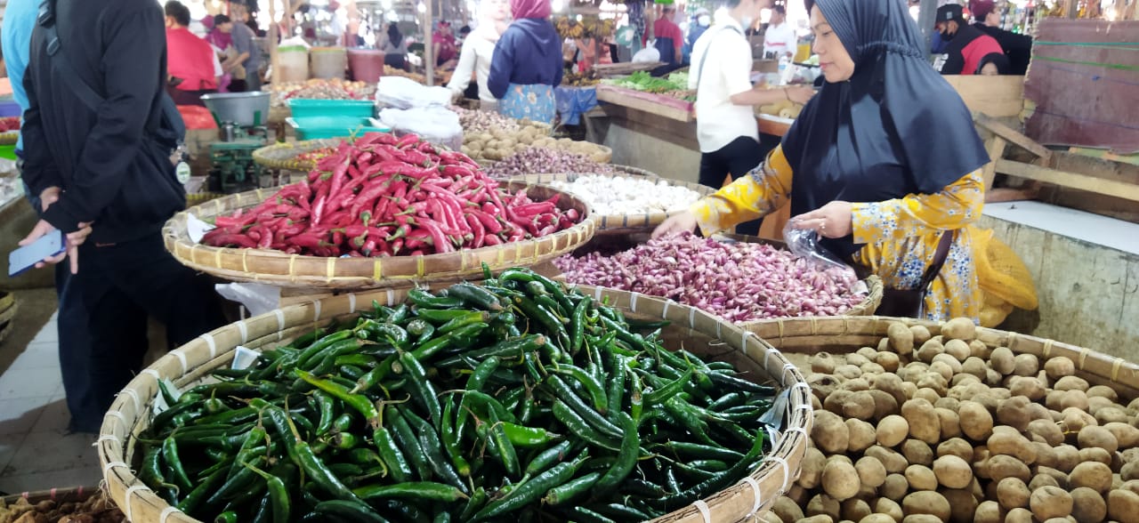 Harga Cabai Rawit Merah di Pasar Cipanas dan PIC Naik, Rp50-60 Ribu Per Kilogram!