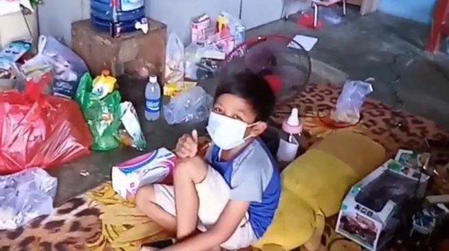 Kisah Vino, Anak Yatim Piatu yang Ditinggalkan Orangtuanya karena Covid-19