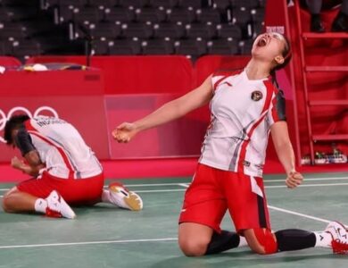 Pride! Anthony dan Greysia/Apriyani Cetak Sejarah Baru Bulutangkis Indonesia di Olimpiade