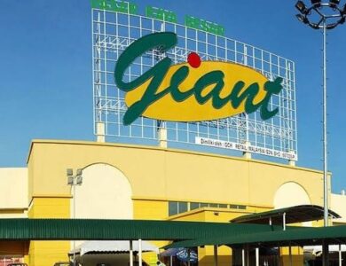 Jelang Penutupan, Video Lambaian Tangan Pelanggan Terakhir Gerai Giant Viral!