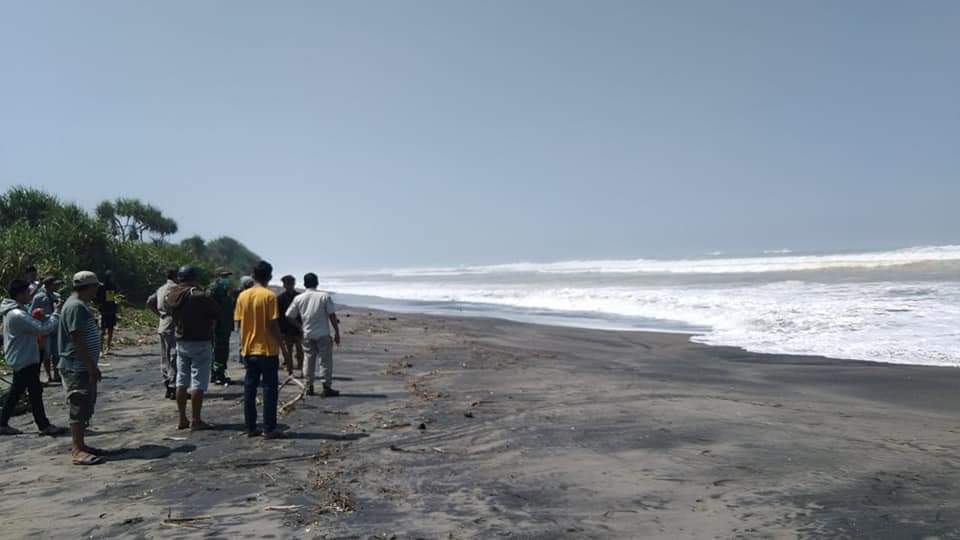 Lima Warga Terseret Ombak Pantai Cieurih Sindangbarang, Satu Orang Masih Hilang