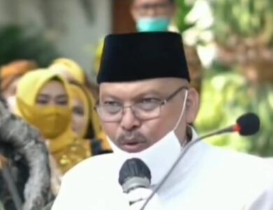 KH Anas Fauzie, Sosok Penghulu yang Viral karena Beri Nasehat dengan Jenaka