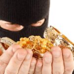 Komplotan Perampok Gasak Toko Emas Gaya Baru Bandung, Satu Orang Pegawai Tewas