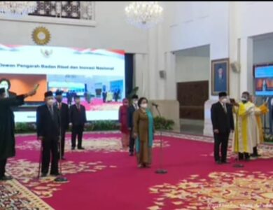 Dewan Pengarah BRIN Resmi Dilantik Presiden Jokowi, Berikut Daftar Anggotanya