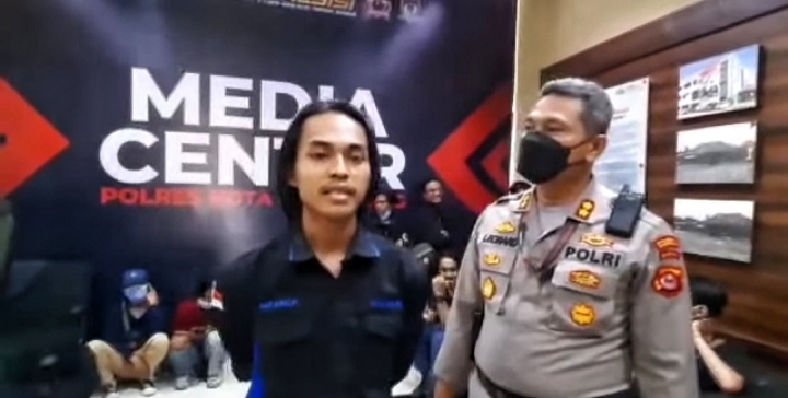 Pengakuan Mahasiswa yang Dibanting Polisi saat Demo: Saya Masih Hidup Walaupun Sedikit Pegal