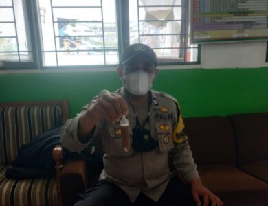 Diduga Keracunan Jajanan Susu, Sembilan Siswa SD di Cianjur Muntah-muntah