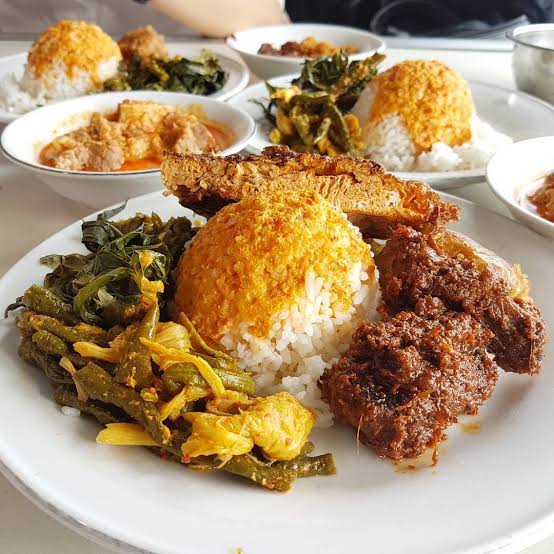 Keren! Kuliner Nasi Padang jadi Primadona di Expo 2020 Dubai