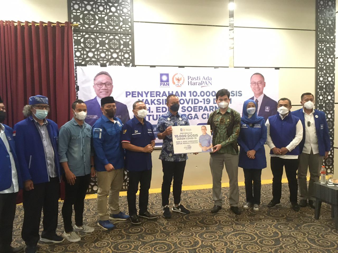 PAN Serahkan 10 Ribu Vaksin Covid-19 pada Pemkab Cianjur