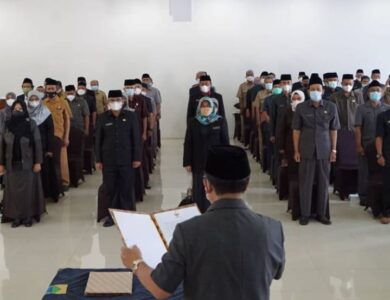 72 Kepala SMP Dilantik, Bupati Cianjur Ingatkan PR Wajib Belajar 9 Tahun