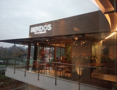 Rendos Restaurant Hoci Cipanas, Sediakan Pilihan Menu Nusantara hingga Western