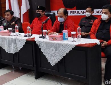 PDIP Jabar Minta Arteria Dahlan Dipecat