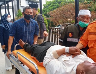 Pria Terlantar di Cipanas, Tim Rescue Langsung Gercep