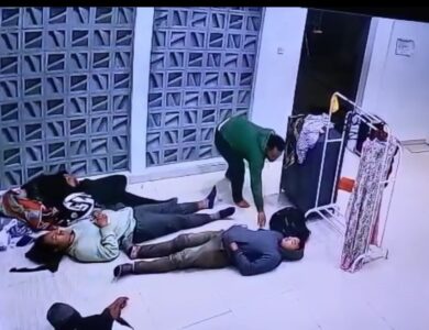 Maling HP Terekam CCTV di Mushola SPBU Cipeuyeum Haurwangi