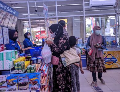 Sejumlah Minimarket Mulai Kehabisan Stok Minyak Goreng